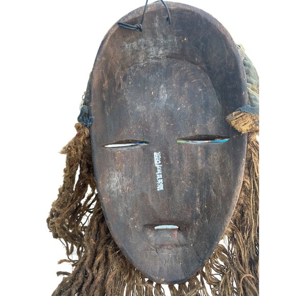Dan African Tribal Mask With Raffia Hair & Cowrie Shells Decor - Picture 15 of 16